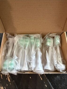 Set of 8 Tooth Brush Head Replacement